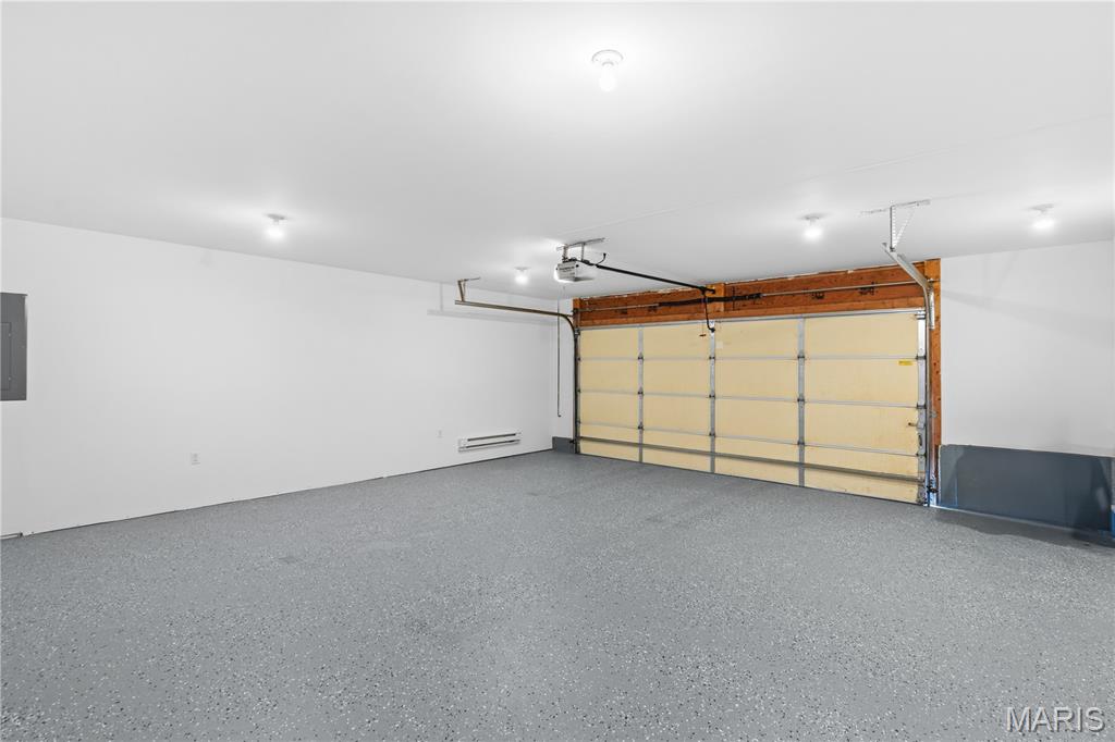 635 Elm Street Property Photo 25