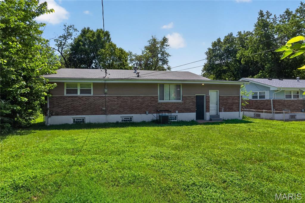 9835 Portage Drive Property Photo 1