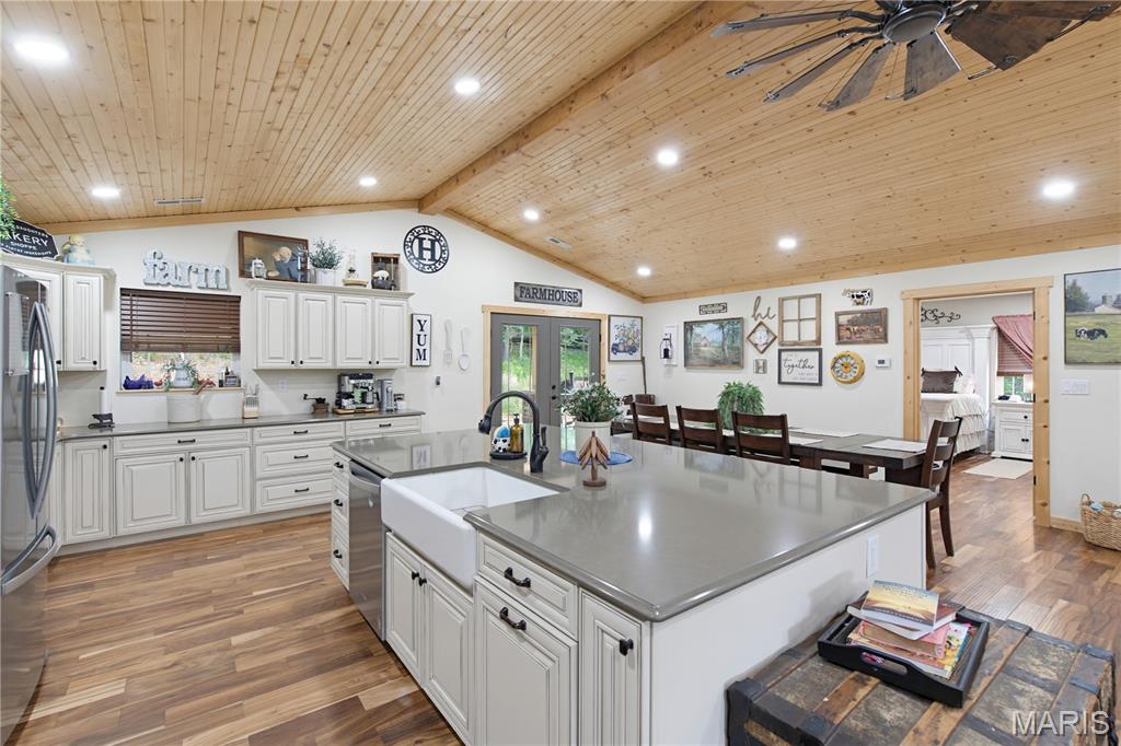 1371 Wayne 344 Property Photo 42