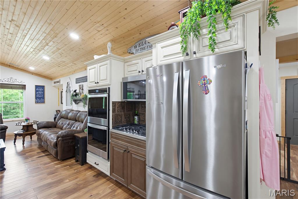 1371 Wayne 344 Property Photo 49