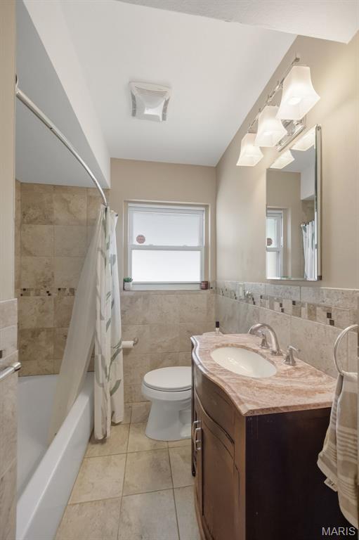 8035 Braddock Drive Property Photo 13
