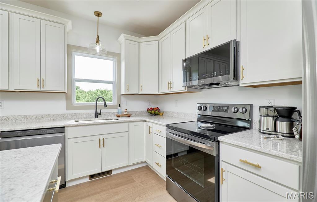 4 Ashley Lane Property Photo 27