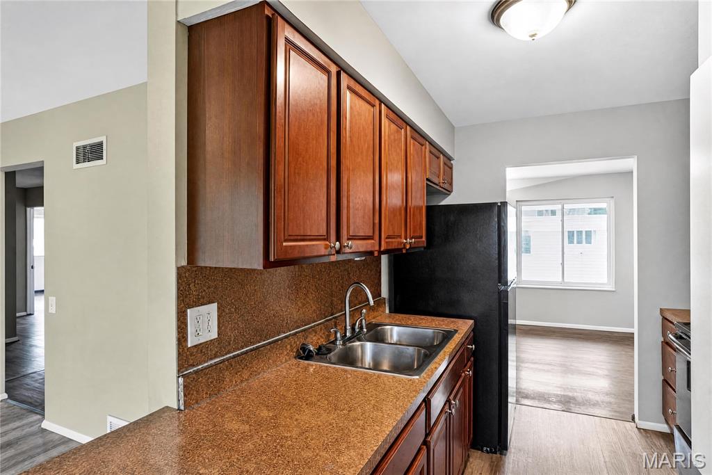 2262 Crandel Drive Property Photo 20