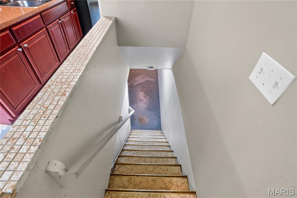 2262 Crandel Drive Property Photo 29