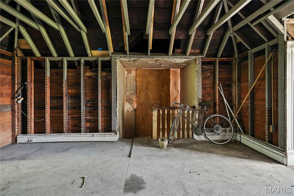 5960 Minerva Avenue Property Photo 14