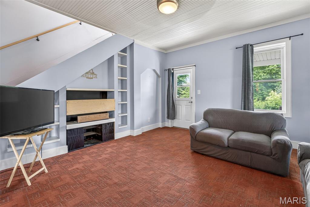 10635 State Route O Property Photo 32
