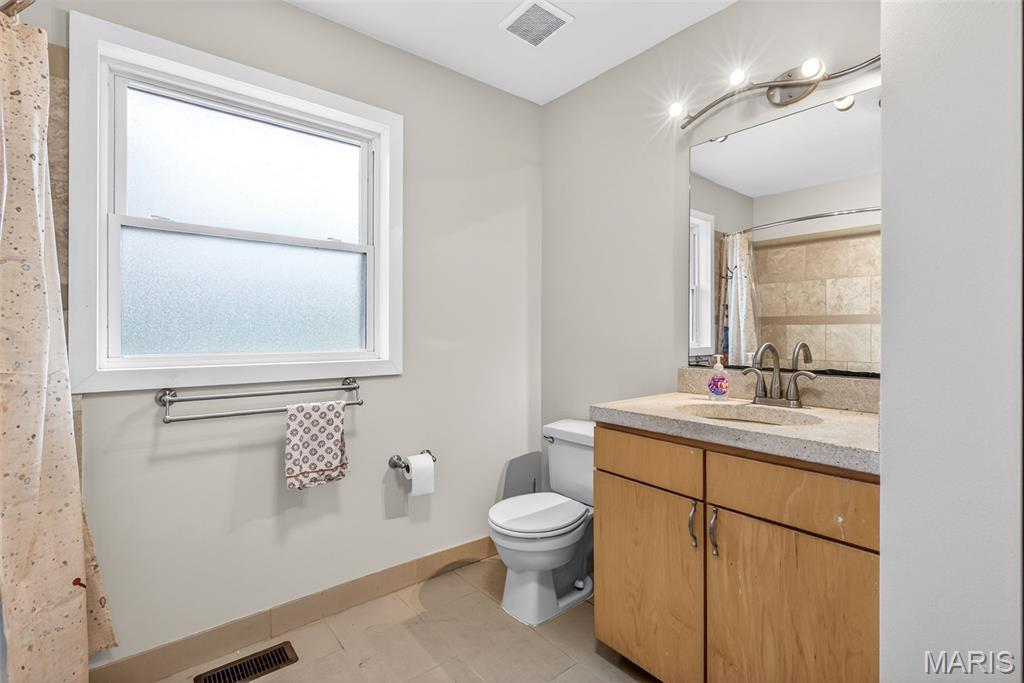10635 State Route O Property Photo 37