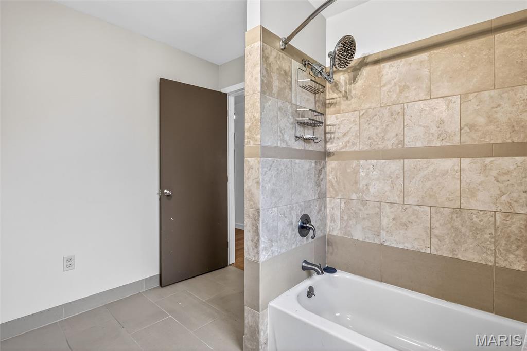 10635 State Route O Property Photo 39