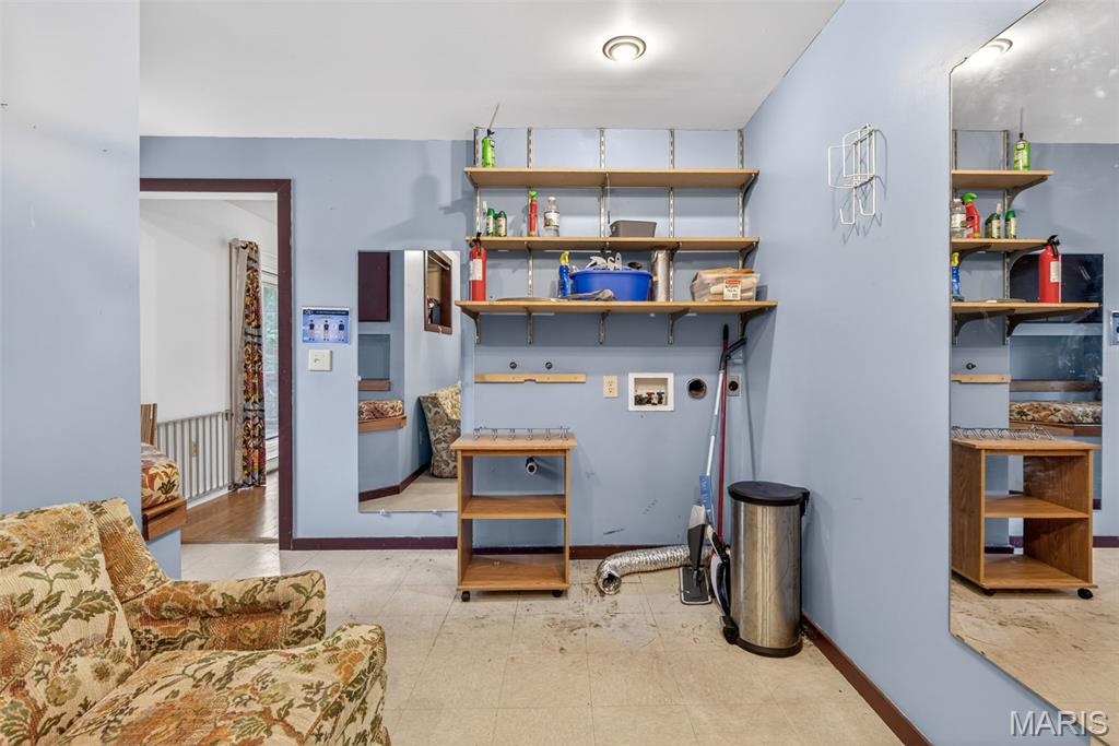 10635 State Route O Property Photo 42