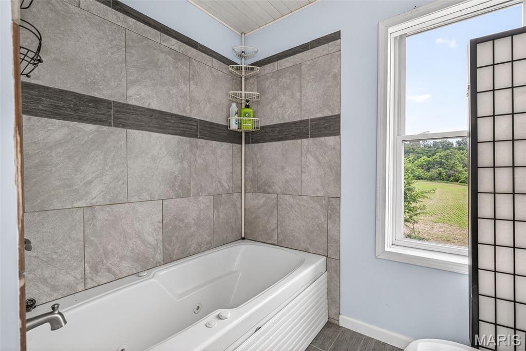 10635 State Route O Property Photo 48