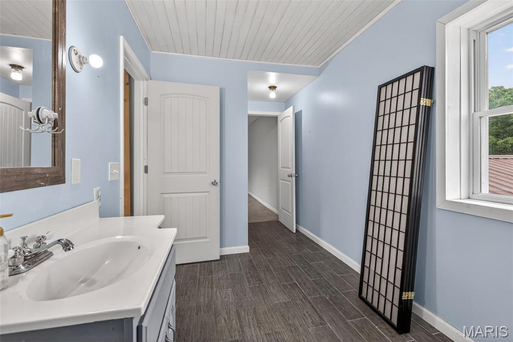 10635 State Route O Property Photo 49