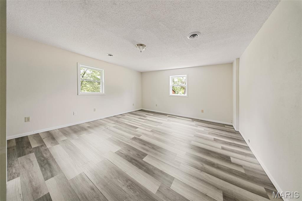15020 Hackney Drive Property Photo 9
