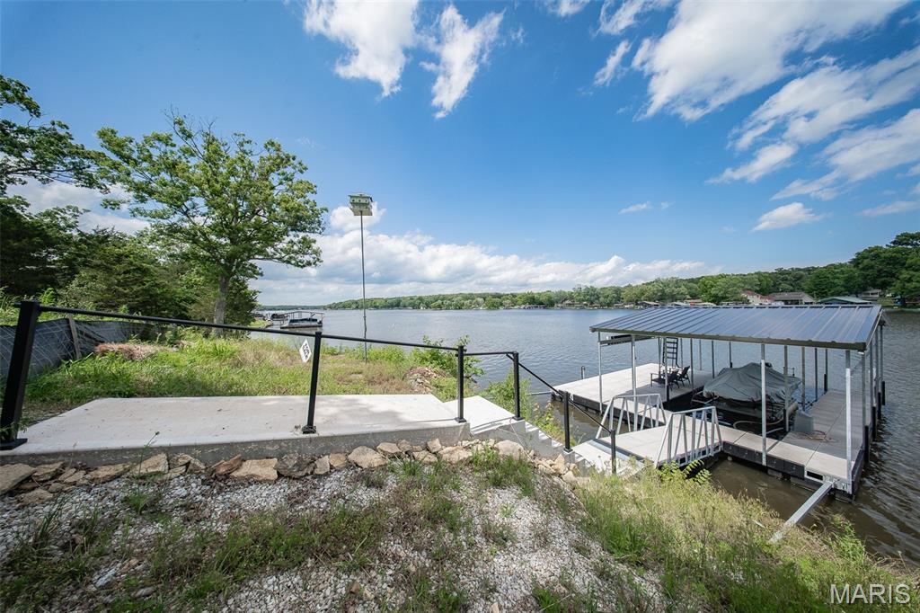 2000 Lakeshore Drive Property Photo 16