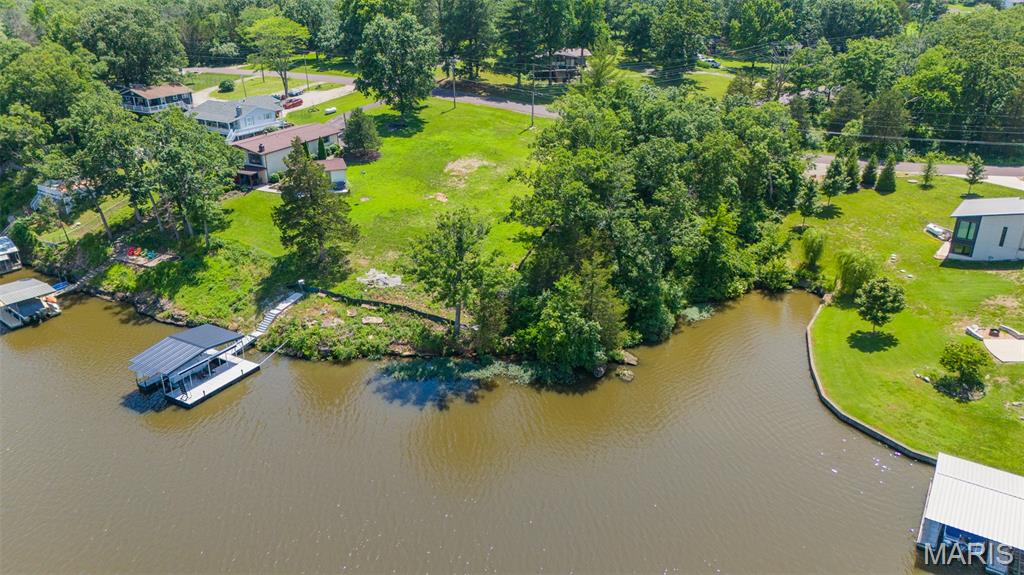 2000 Lakeshore Drive Property Photo 25