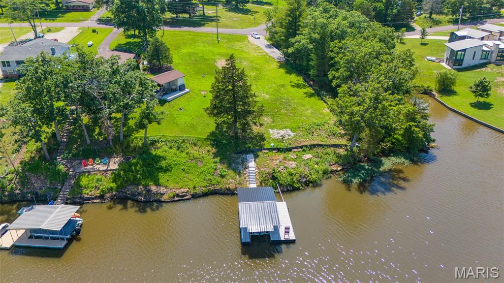 2000 Lakeshore Drive Property Photo 31