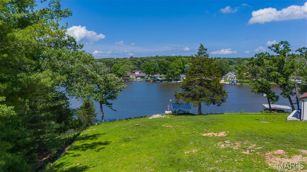 2000 Lakeshore Drive Property Photo 42