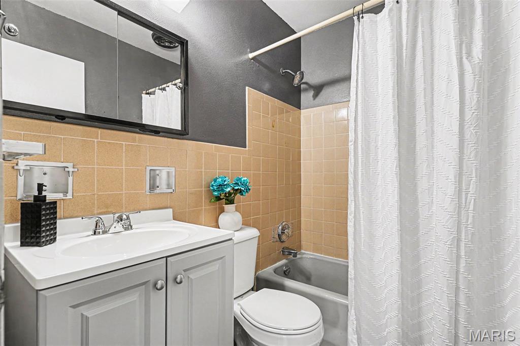 765 Kostka Lane Property Photo 15