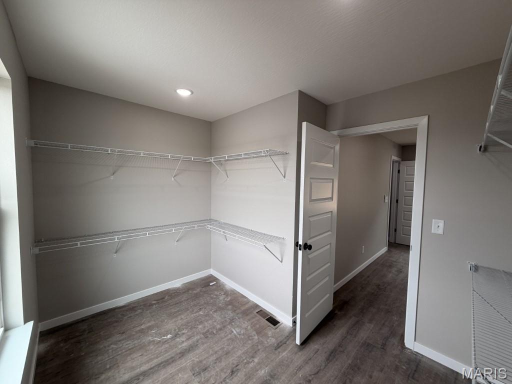 939 Holstein Property Photo 13