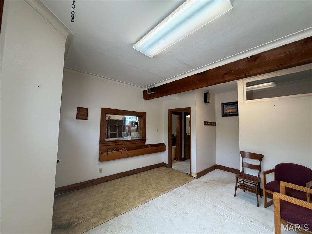 204 W Main Street Property Photo 4