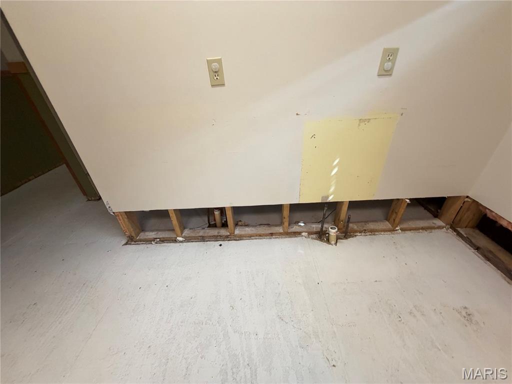 204 W Main Street Property Photo 10
