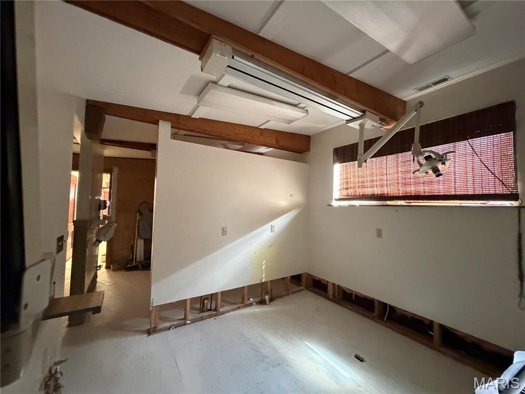 204 W Main Street Property Photo 11