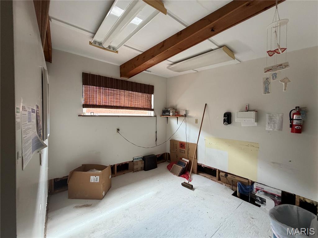 204 W Main Street Property Photo 12