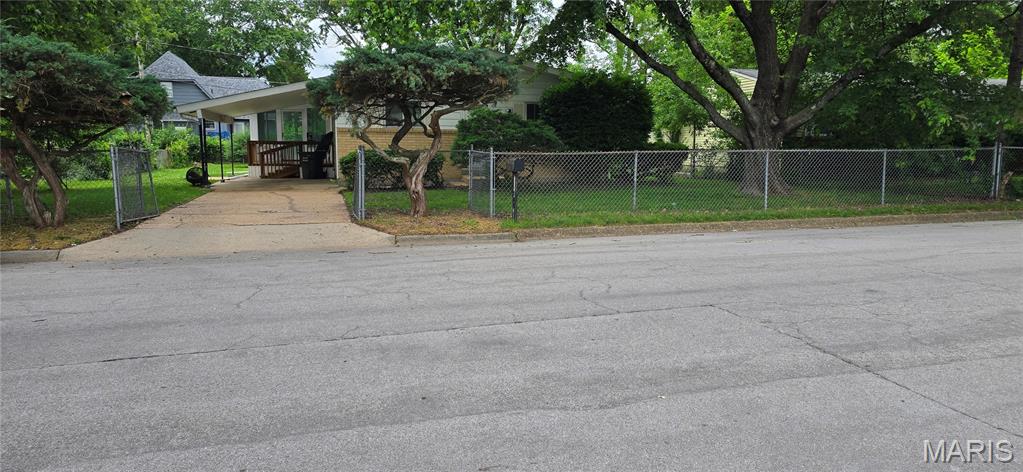 8 Redbud Lane Property Photo 1