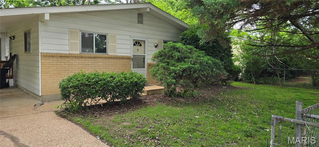 8 Redbud Lane Property Photo 2
