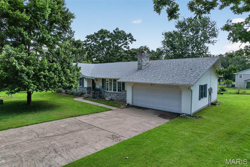 22818 Pioneer Drive Property Photo 1