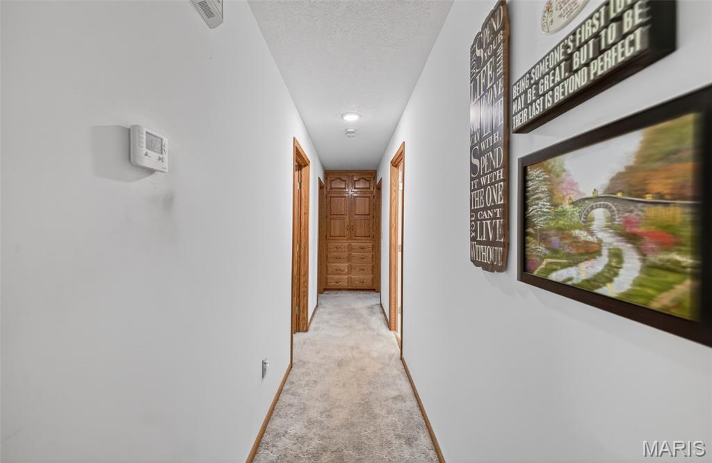 22818 Pioneer Drive Property Photo 10