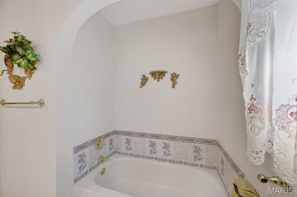 22818 Pioneer Drive Property Photo 13