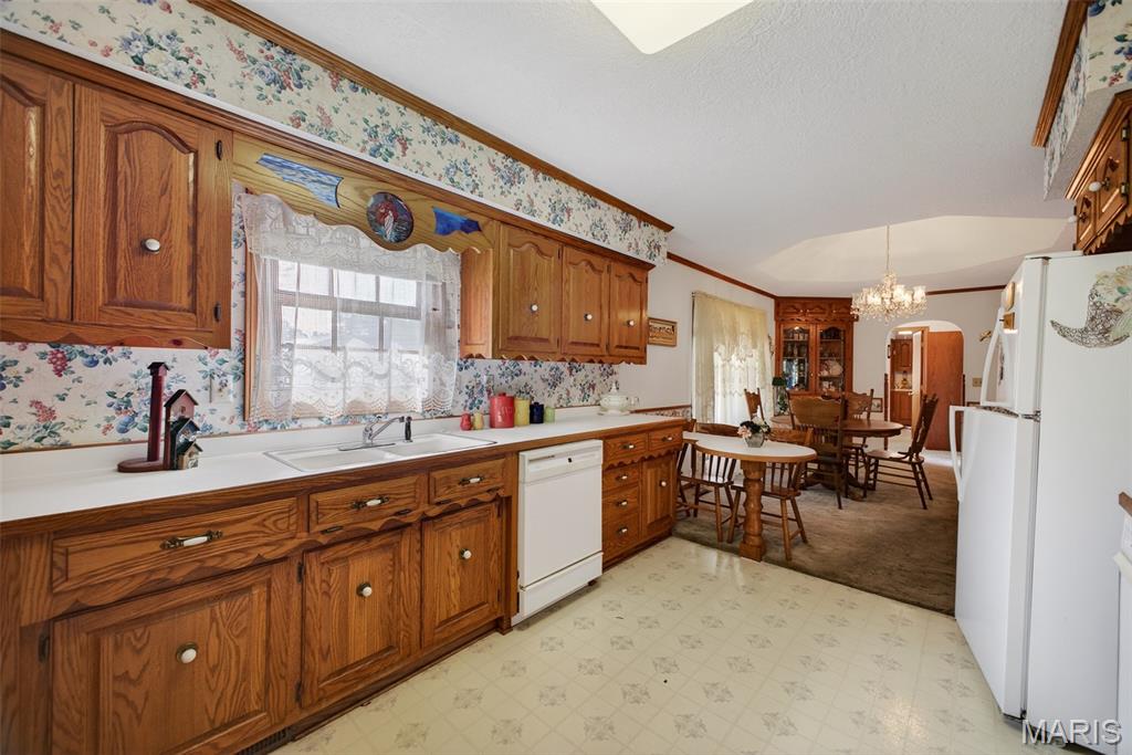 22818 Pioneer Drive Property Photo 18