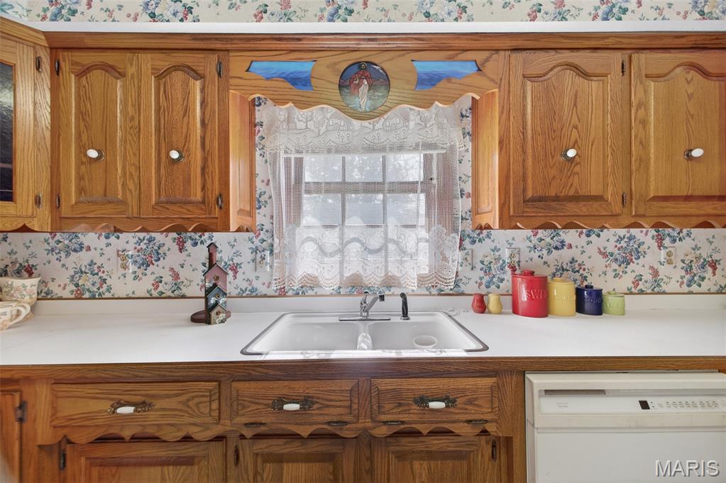 22818 Pioneer Drive Property Photo 19
