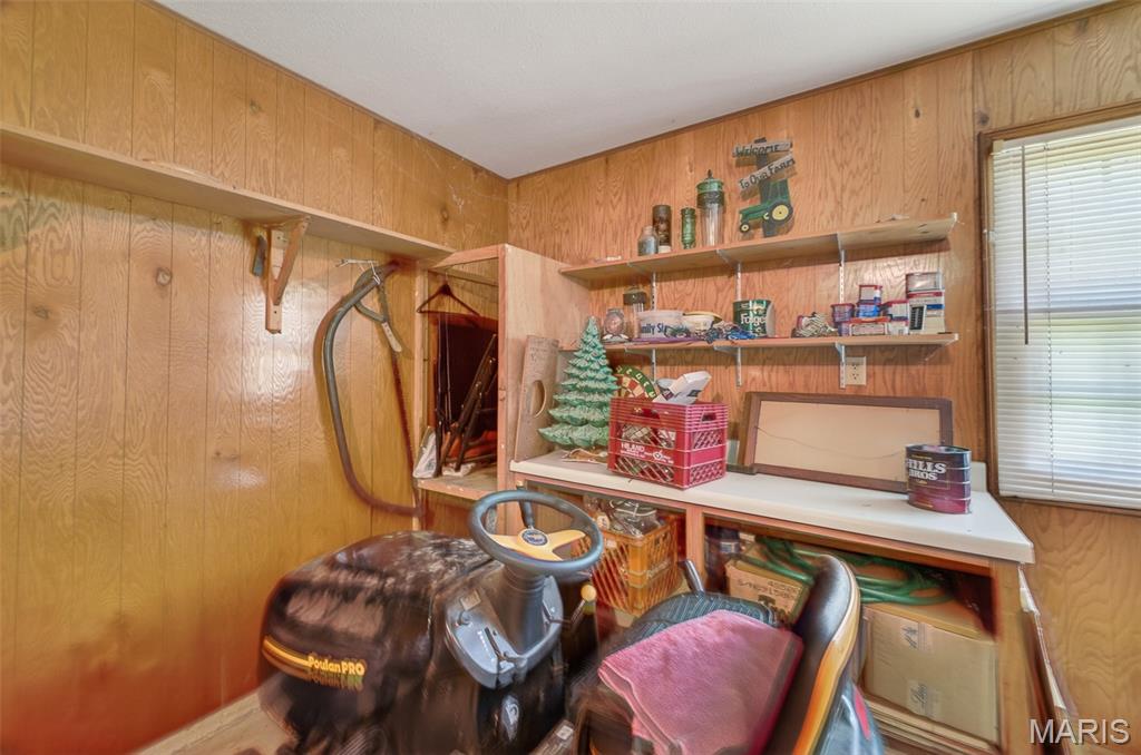 22818 Pioneer Drive Property Photo 31