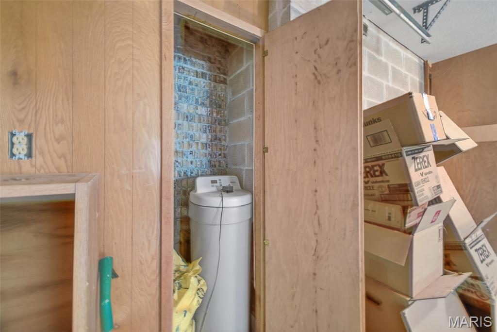 22818 Pioneer Drive Property Photo 32