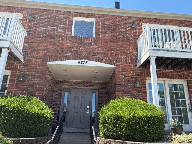 4277 Forest De Ville Drive E Property Photo 1