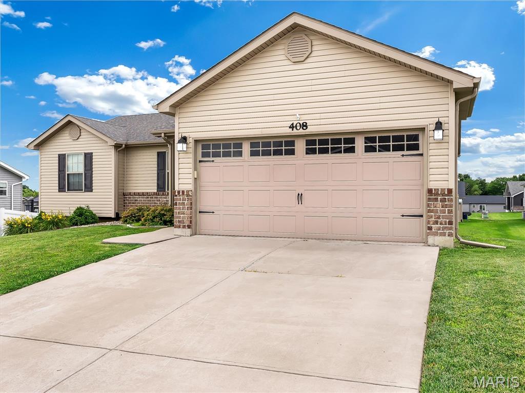 408 Split Rail Drive Property Photo 1