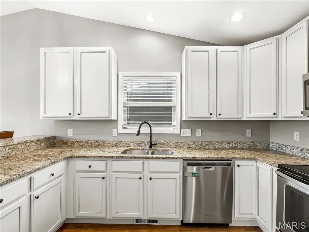 408 Split Rail Drive Property Photo 10