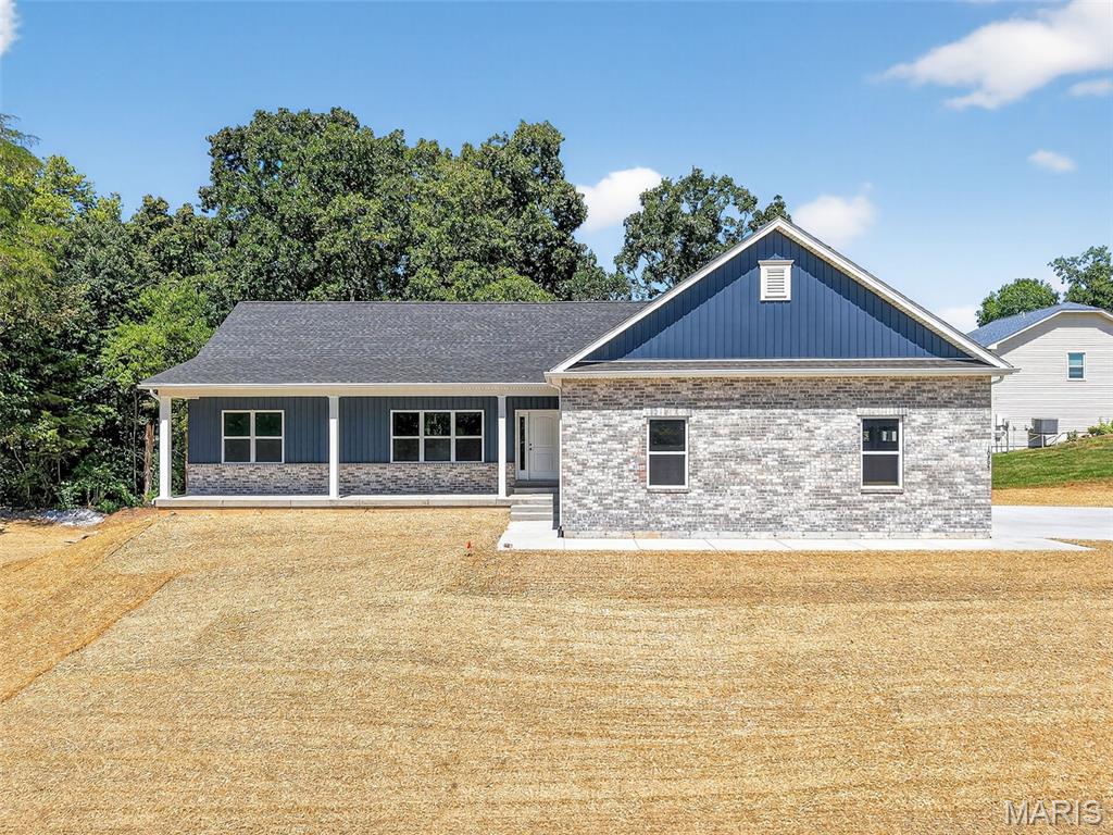 130 Bristol Ridge Drive Property Photo 1