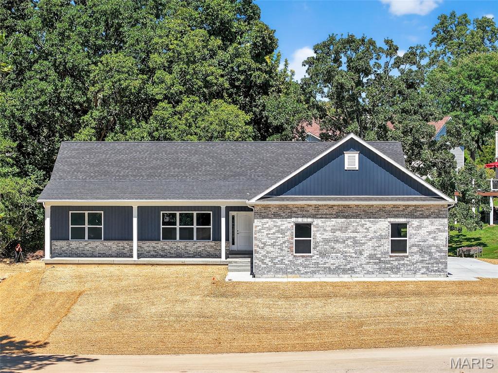 130 Bristol Ridge Drive Property Photo 3