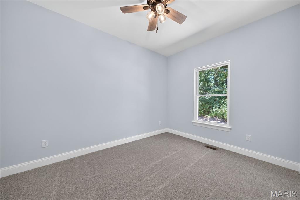 130 Bristol Ridge Drive Property Photo 36
