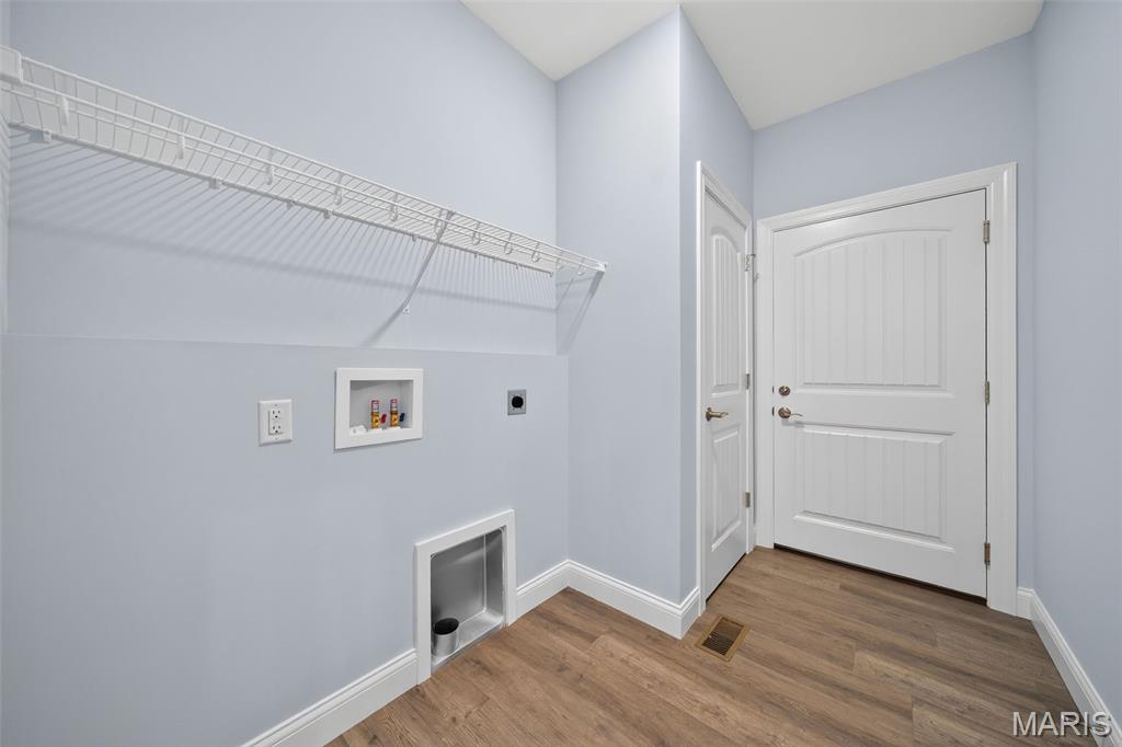 130 Bristol Ridge Drive Property Photo 47