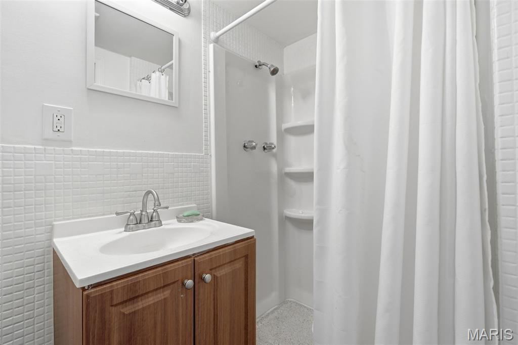 1 Louise Court Property Photo 16