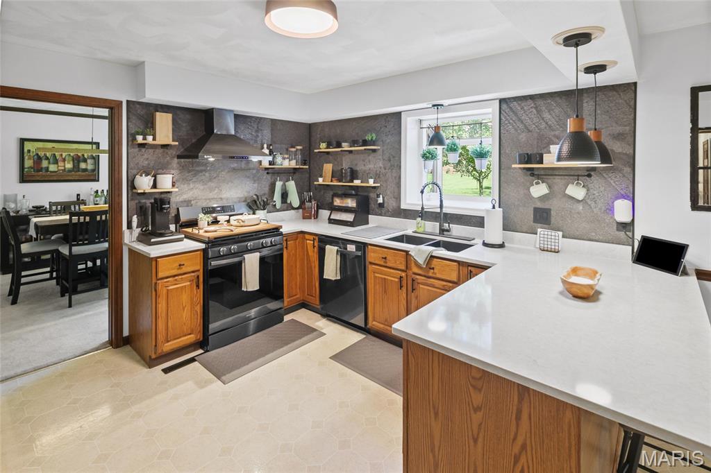 15 Moonglow Drive Property Photo 6
