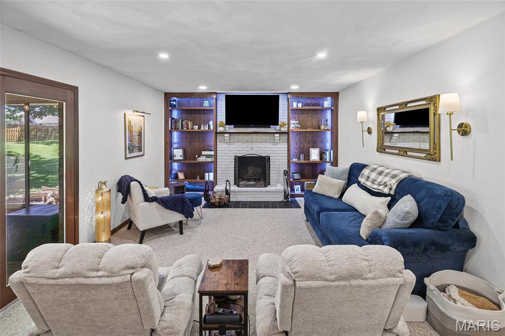 15 Moonglow Drive Property Photo 10