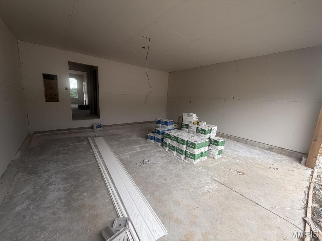 910 Shorthorn Property Photo 4