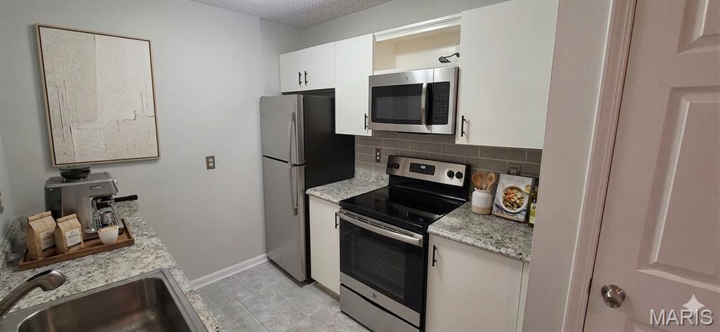 8804 Eager Road Property Photo 5