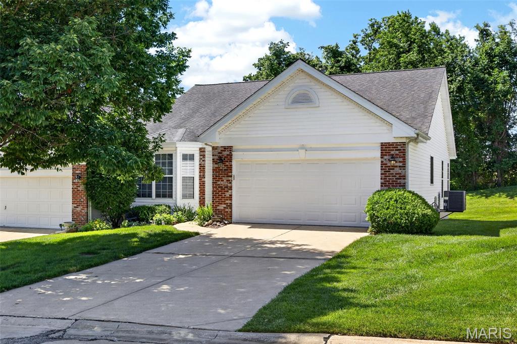 1317 Pine Bluff Drive Property Photo 2