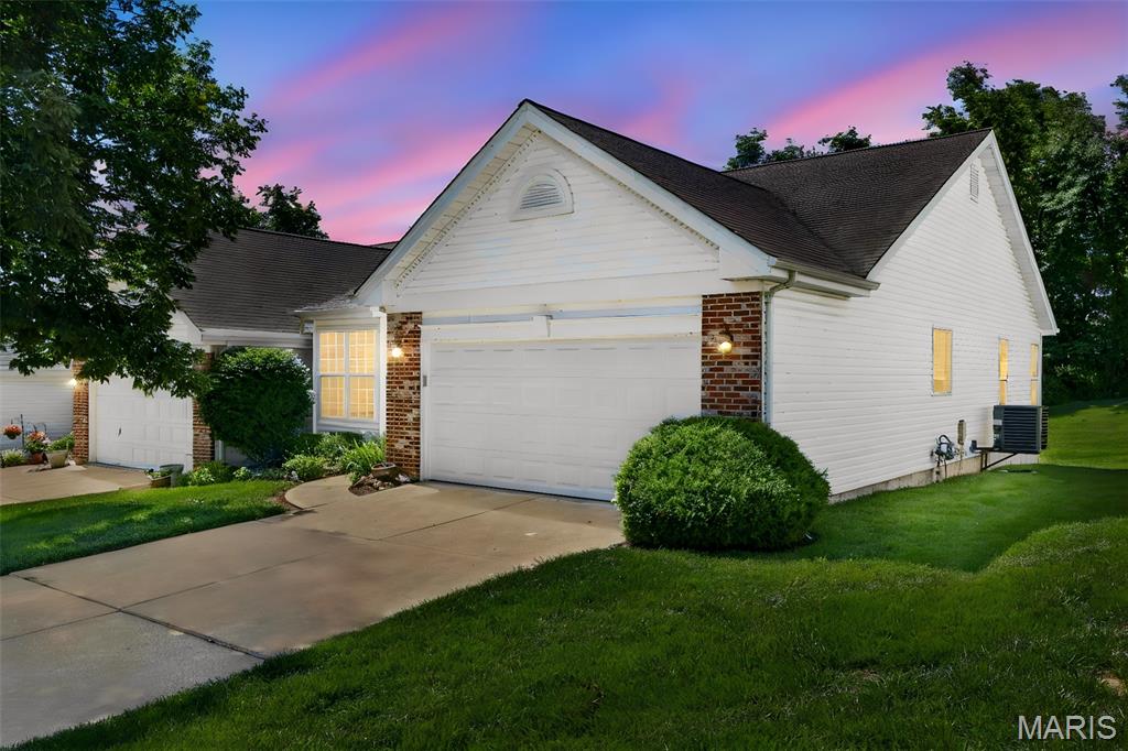 1317 Pine Bluff Drive Property Photo 4