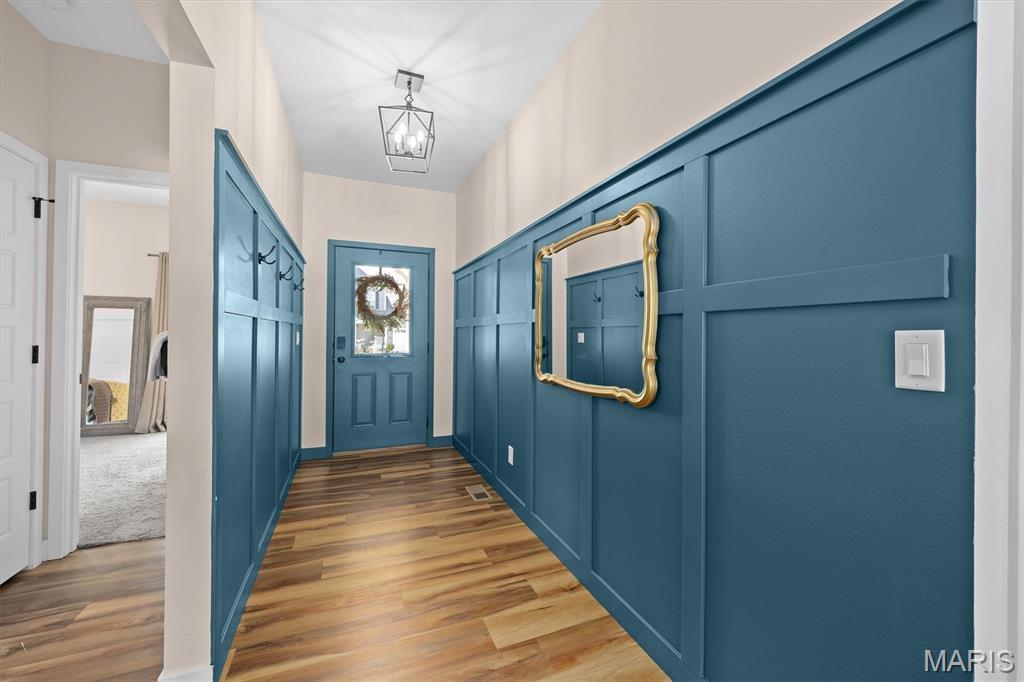 1701 Canopy Crest Circle Property Photo 4